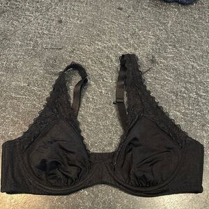 Déesse Lace trim black bra